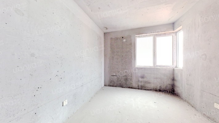 联合小区一号院，全南两居，证满五唯一-卧室A