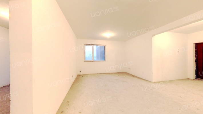 这个房子南北通透，三居室，采光好-客厅