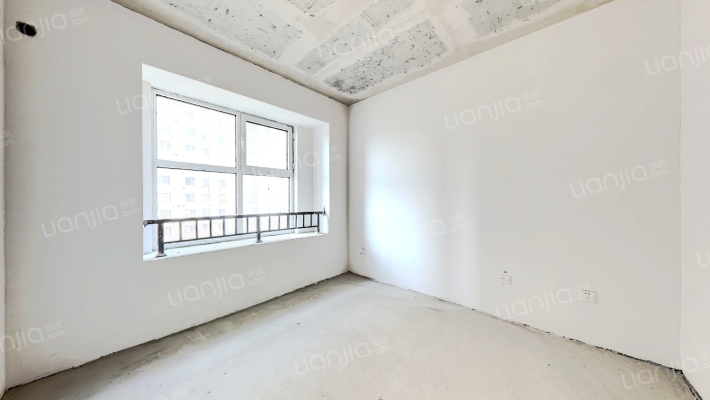 新社区小区环境好，园林式绿化，人车分流，配套齐全。-卧室C