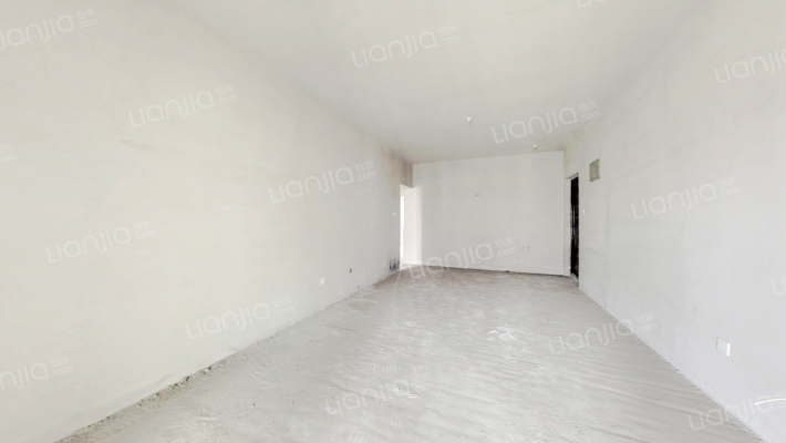 南北通透，采光好，毛坯房任意装。-客厅