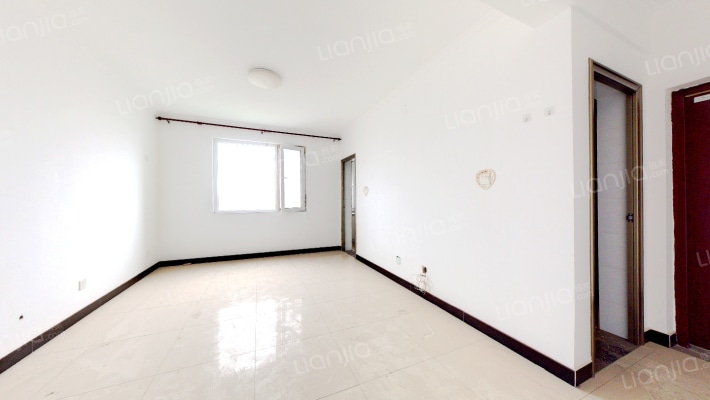 翔天万和城，位于华阳路，小区环境好。-客厅