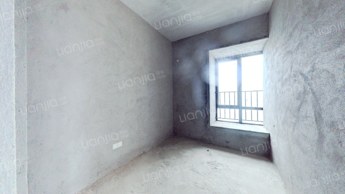 此房户型方正采光视野好，朝南看花园，红本在手无欠款-卧室C