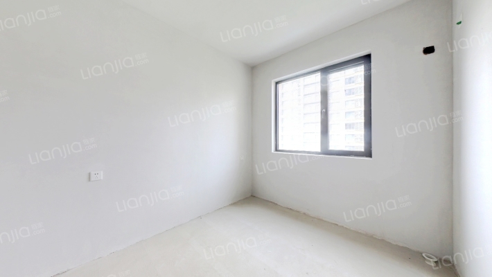 3居2卫 毛坯 中楼层 满二 15号楼无遮挡-卧室C