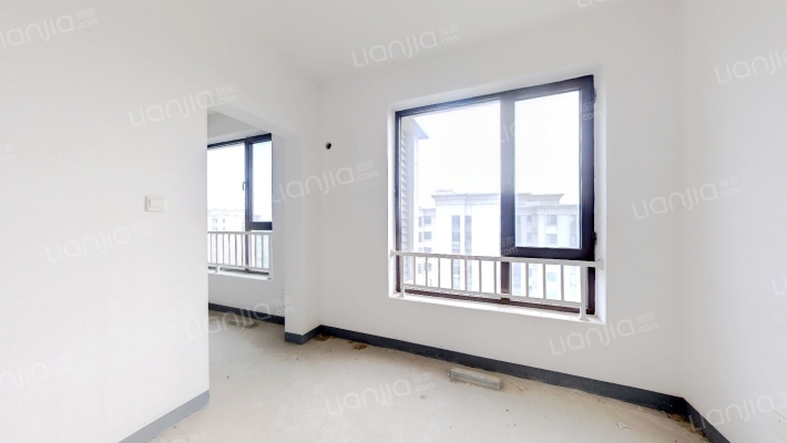 鸿坤理想湾 三居室 环境好 采光好 户型方正-卧室C