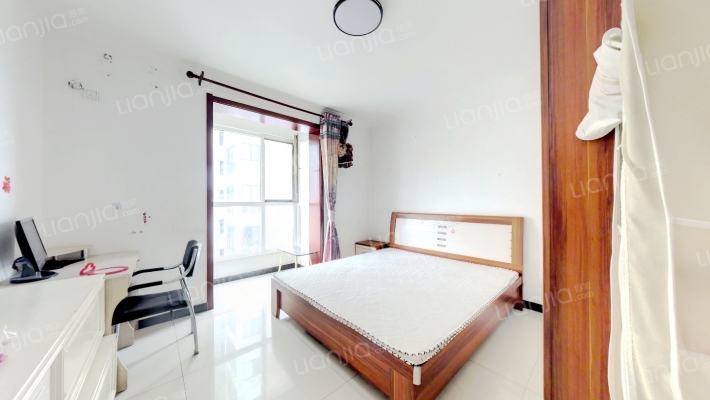 天保郦景精装 低总价 小两居 诚心卖 西丁 中间层-卧室A