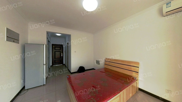 房子是一居，户型方正，没有浪费面积-卧室