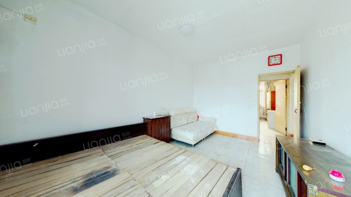 煤炭总局173小区 南北通透 房本满二-卧室A