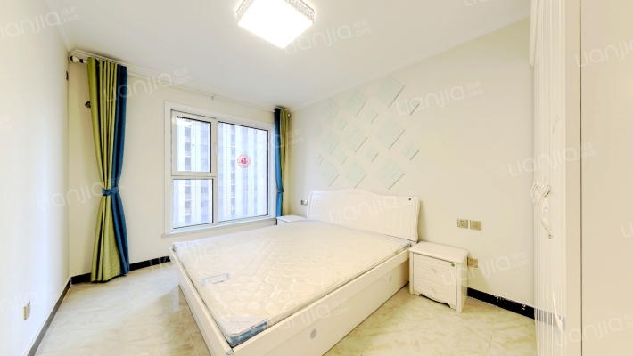 精装修 满二 出入方便 拎包入住 中层 全屋硅藻泥-卧室B