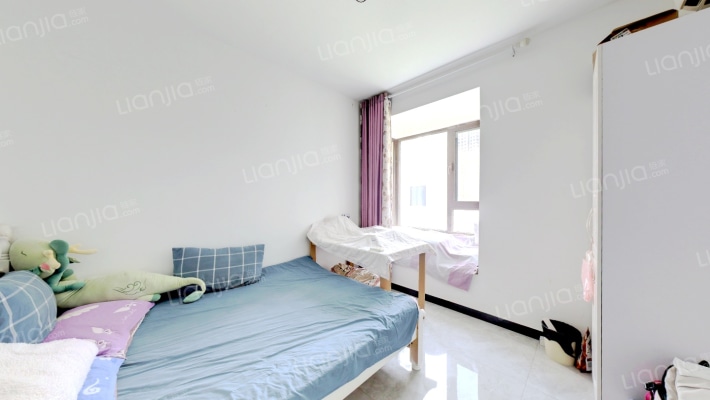 集中供暖 房子低楼层 带装修 带车位-卧室B