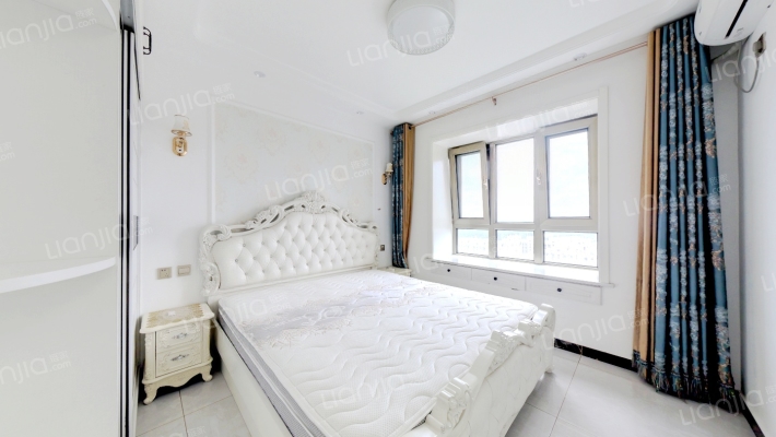 高铁站旁边精装三居室，全天采光-卧室C