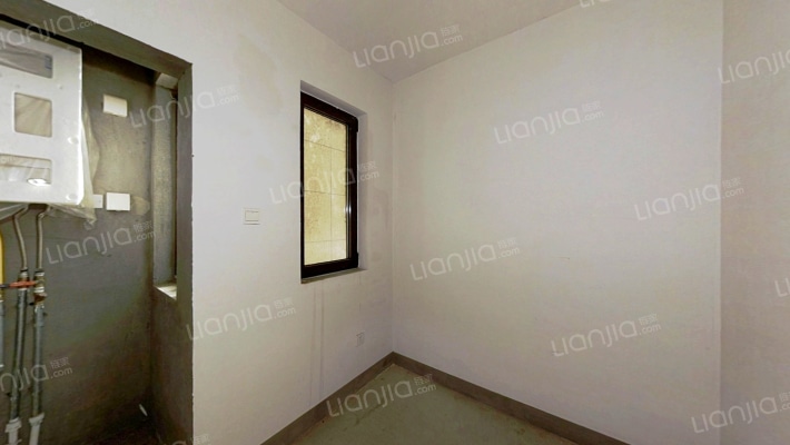 业主诚意出售 价格可议 户型方正-餐厅