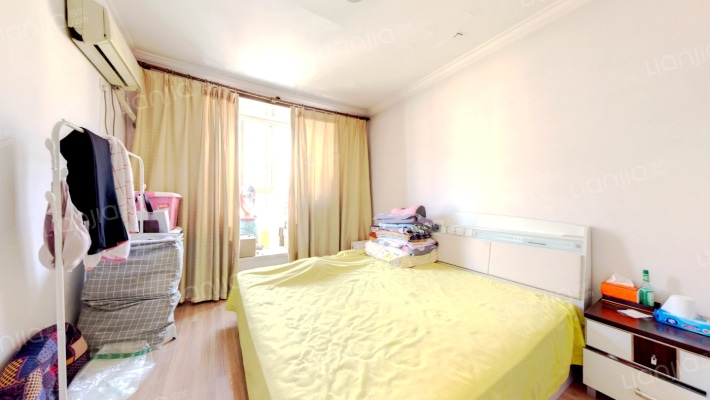 户型设计合理，南北通透，小区位置佳-卧室A