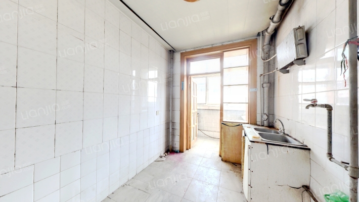 世纪嘉园 南北通透两居 集中供暖-餐厅