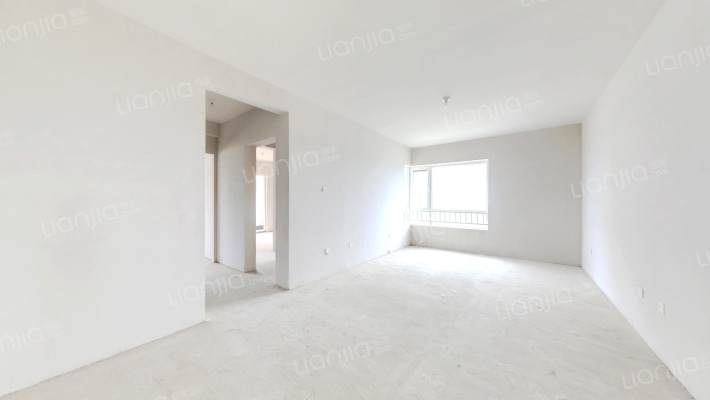 通透三居室  小区环境优雅  房本满二-客厅