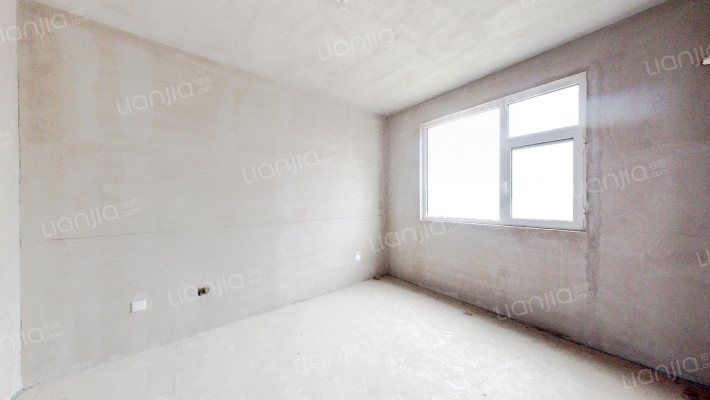 房子南北通透三居，房子户型方正没有浪费空间-卧室B