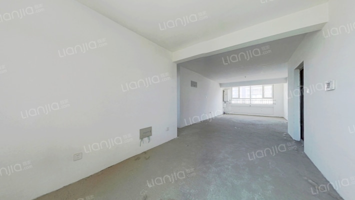 户型方正采光充足     环境好-餐厅