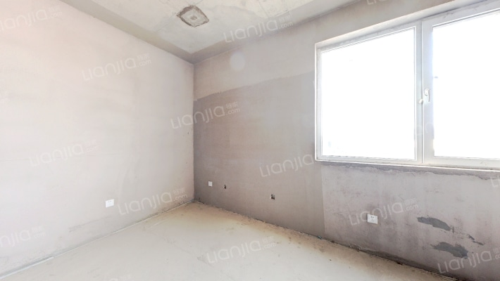 华泰金源，西南户型，满二，毛坯房，看房方便-卧室B