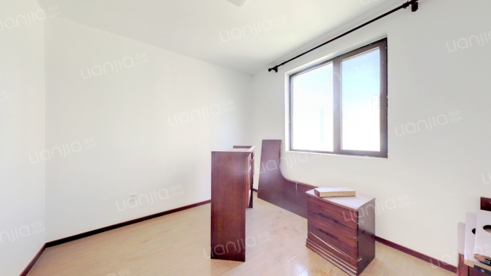 涿州东站鸿坤理想湾 南北通透三居双卫 好楼层采光好-卧室B