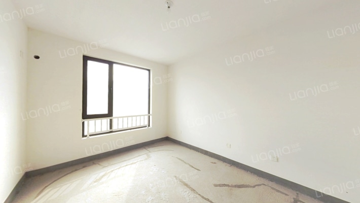 业主诚意出售 价格可议 户型方正-卧室B