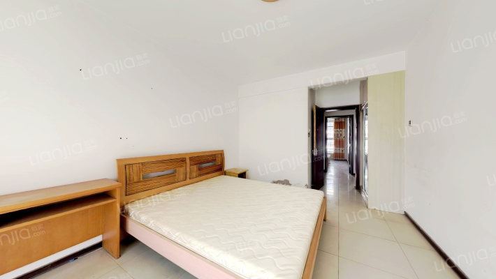 名流枫景洋房 南北通透三居 好楼层-卧室B