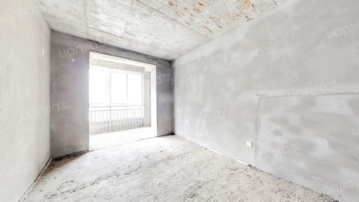 电梯洋房，一梯两户，公摊小，满五年税费少-卧室A