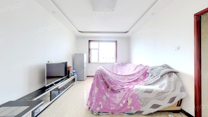 南北通透精装修两居室，拎包入住-客厅