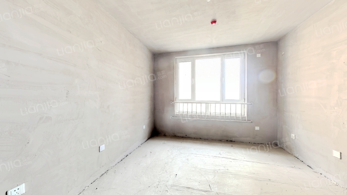 德信公园旁 翡翠滨江 西南向三居室 无遮挡 采光好-卧室C