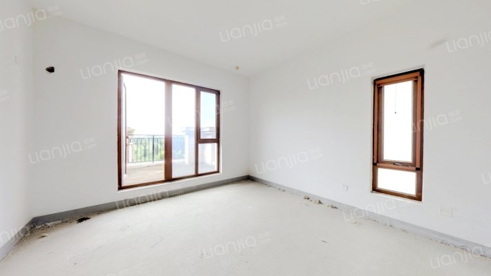 高铁新干线 3室2厅 南 北-卧室A