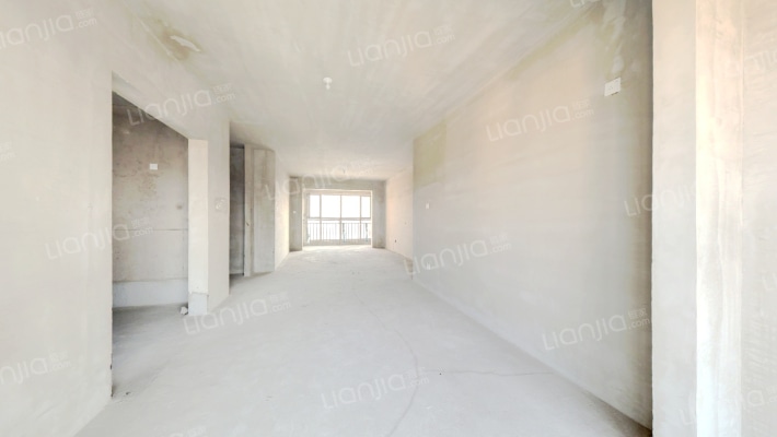 此房满二，采光好，视野好，小区环境优美。南北通透-餐厅