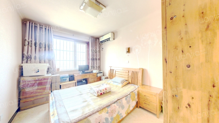 小区环境良好，车位充足，无浪费空，房本满五唯一-卧室A