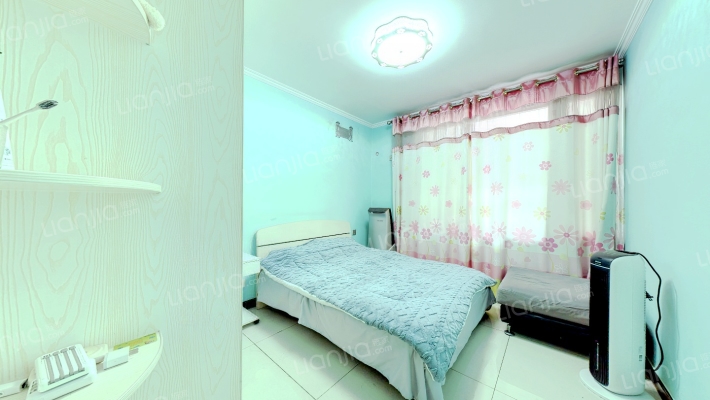 冠云路 新加坡花园 一层带下跃 6居室，130万可议-卧室D