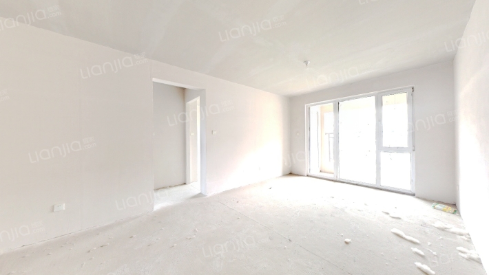 大社区，一梯两户，毛坯房随意装修，环境好-客厅