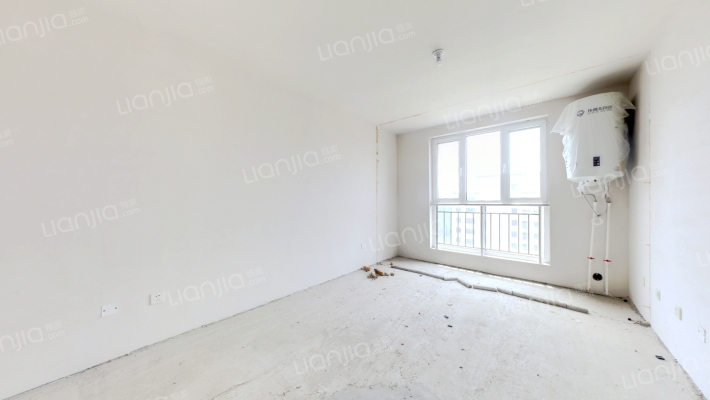 经典户型两居室，中间楼层，视野采好。-客厅