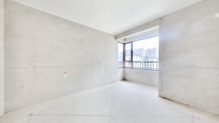 出售 凤麟府南北通透三居双卫 毛坯  户型好-卧室B