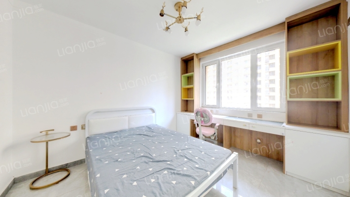 德信公园北侧 精装 南北通透精装自住三居-卧室A