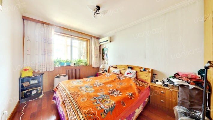 燕赵花园 好楼层 带车库地下室 房本满-卧室D