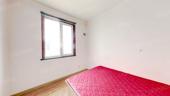 成熟社区，园林式园区。自带小型公园。-卧室A