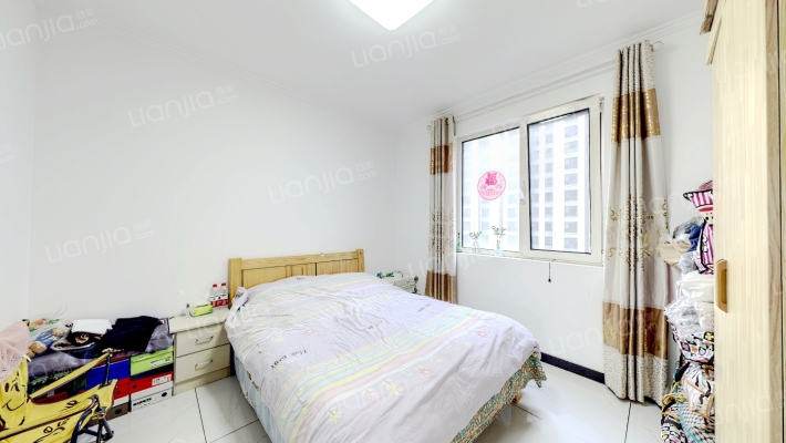 狮子城 南北三居 价格可议 房主诚心卖-卧室A