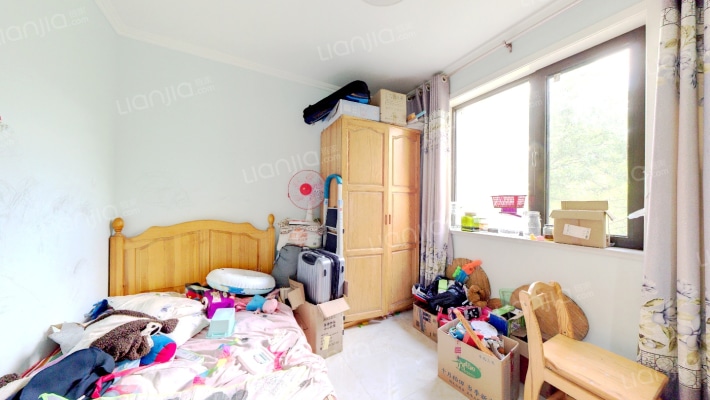 高铁新干线 3室1厅 南 北-卧室B