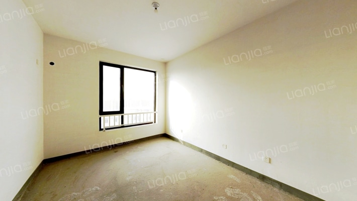 鸿坤南向2居格局好，楼栋好，采光充足 ，随时看房..-卧室B