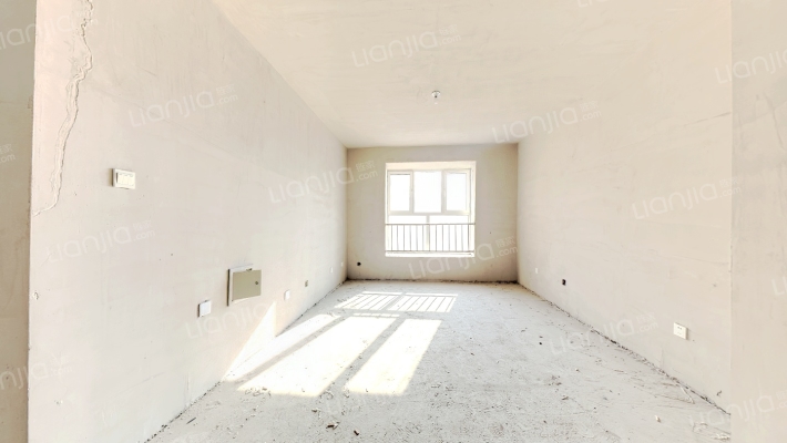 开发区  名流美域 房本满二 看房随时-客厅