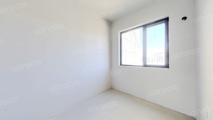 店长推荐！华远二期双卫三居室，满两年-卧室B