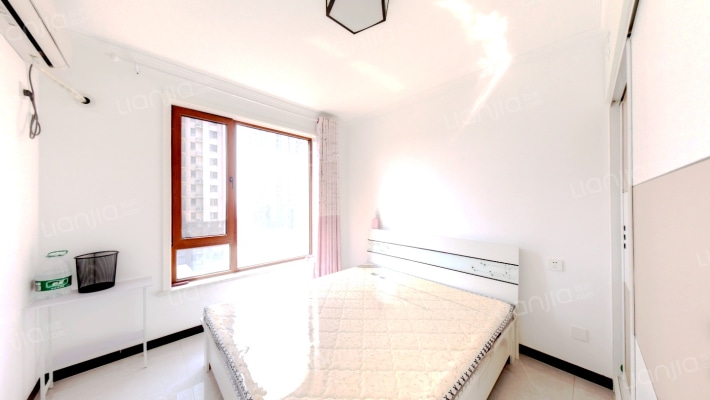 高铁新干线 2室1厅 南-卧室B