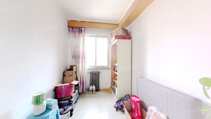 范阳路矿山局家属院两居。本满五年。-卧室A