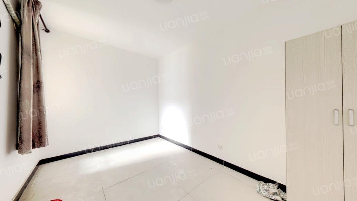 精装修 中高层 带装修 满二 带家具家电 采光好 视野好-卧室A