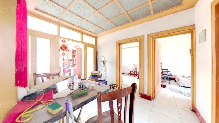 地理位置优越 交通便利 生活配套设施完善-客厅B