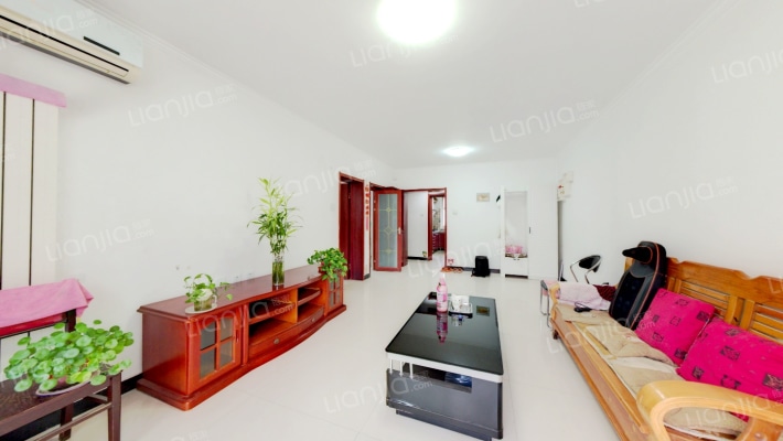 二康医院的两居 好楼层 好户型-客厅