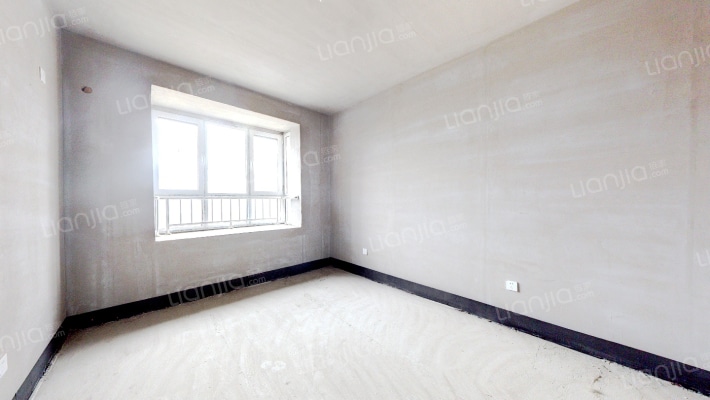 好楼层，采光好，全天都能进光，小区楼间距长，绿化高-卧室B