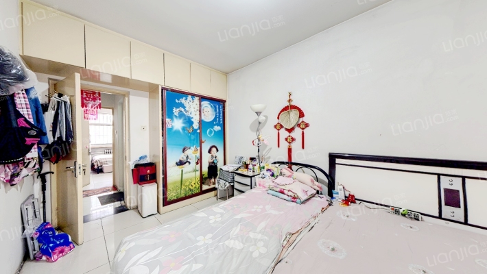 房本满二，税费低，低楼层南北通透，采光好，-卧室A