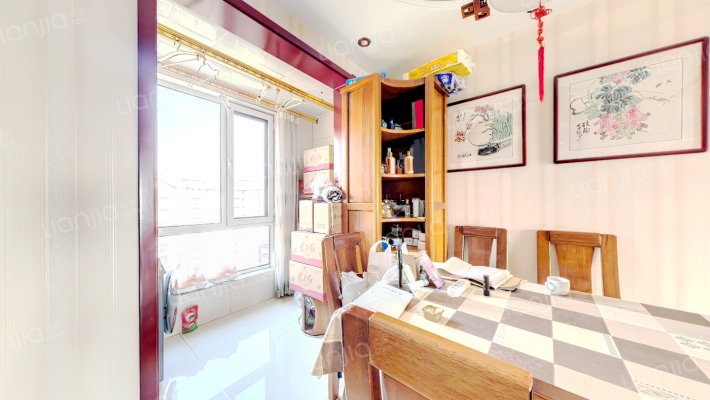 南北通透 三局双卫 精装修 拎包入住-餐厅